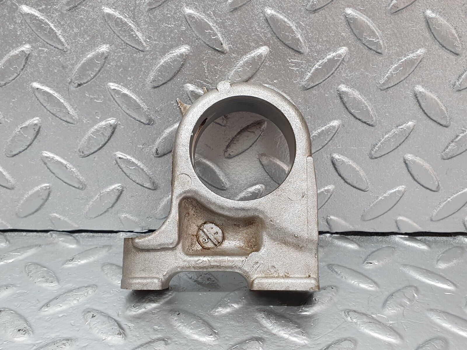 43801 Mercedes-Benz C126 380SEC Coupe Camshaft Tower Bearing 1160514612