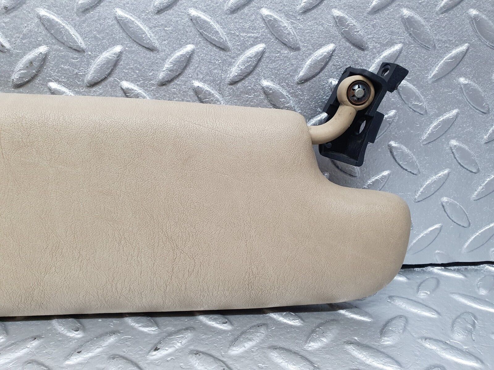 42231 Mercedes-Benz R129 320SL Coupe Sun Visor Left Side Beige