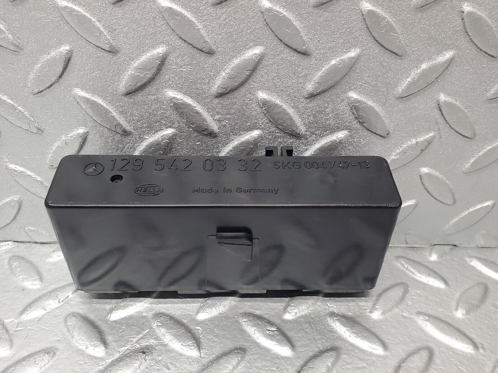 46784 Mercedes-Benz R129 320SL Coupe Light Control Unit 1295420332