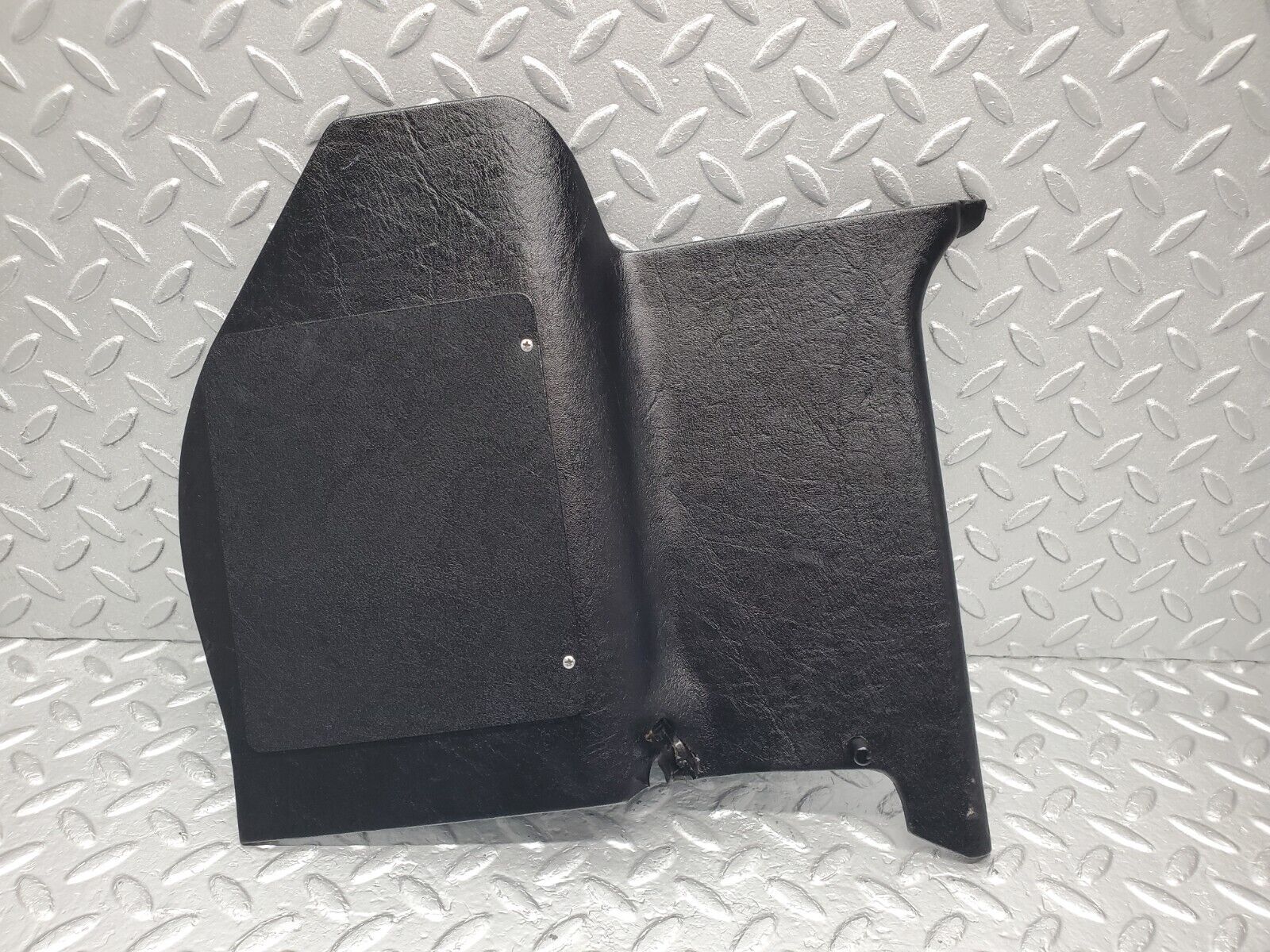 46340 Mercedes-Benz C123 280CE Coupe Front Left Kick Panel Black