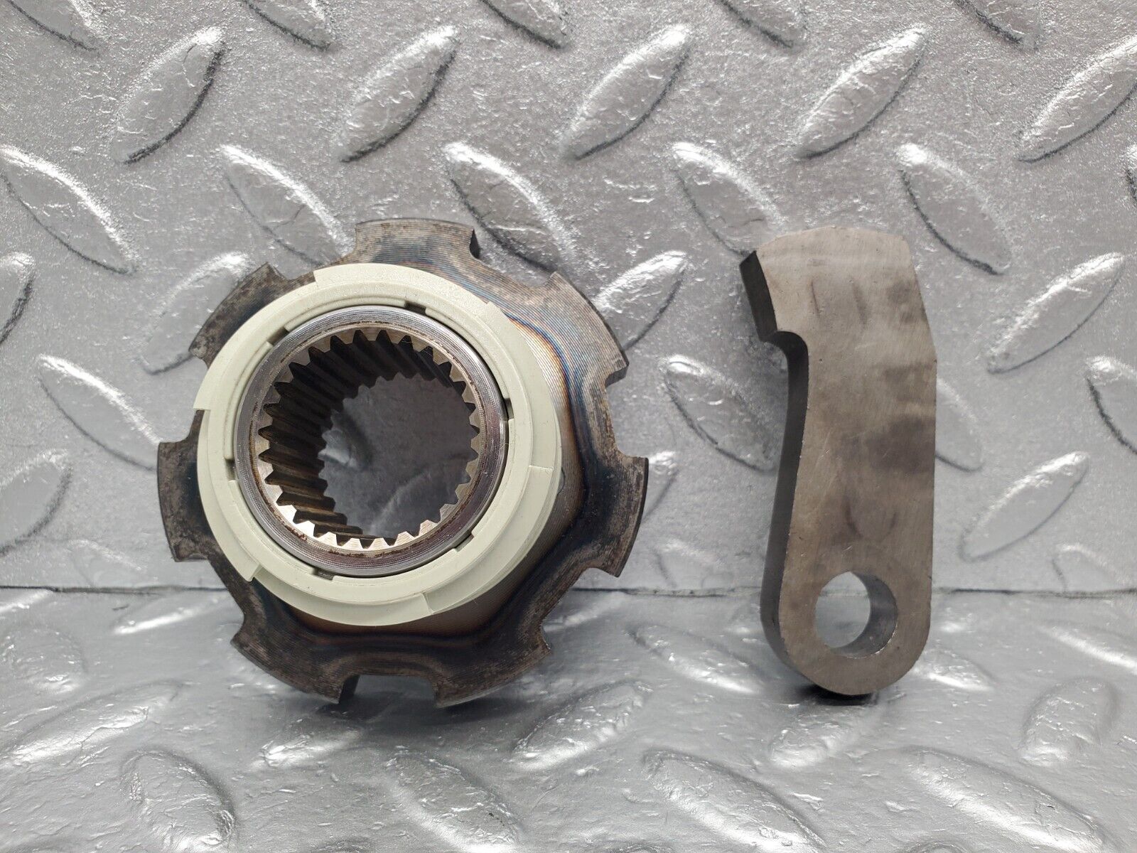 46300 Mercedes-Benz W124 280E Automatic Gearbox Parking Gear 722.433