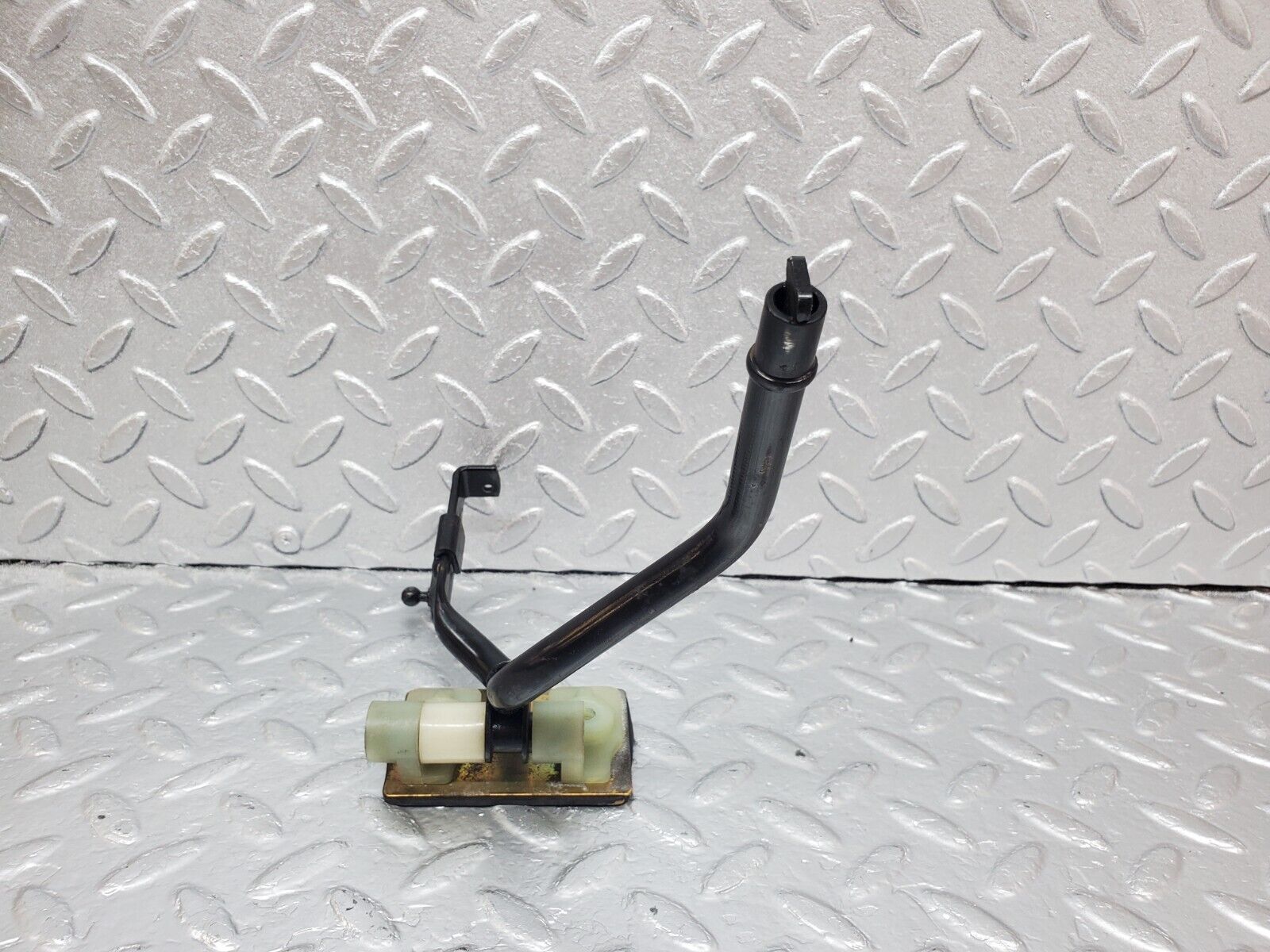 45780 Mercedes-Benz W126 420SE Accelerator Pedal Linkage