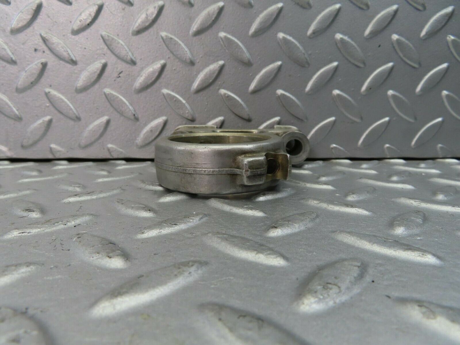 9081 Mercedes-Benz R107 Camshaft Tower Bearing 1160512112