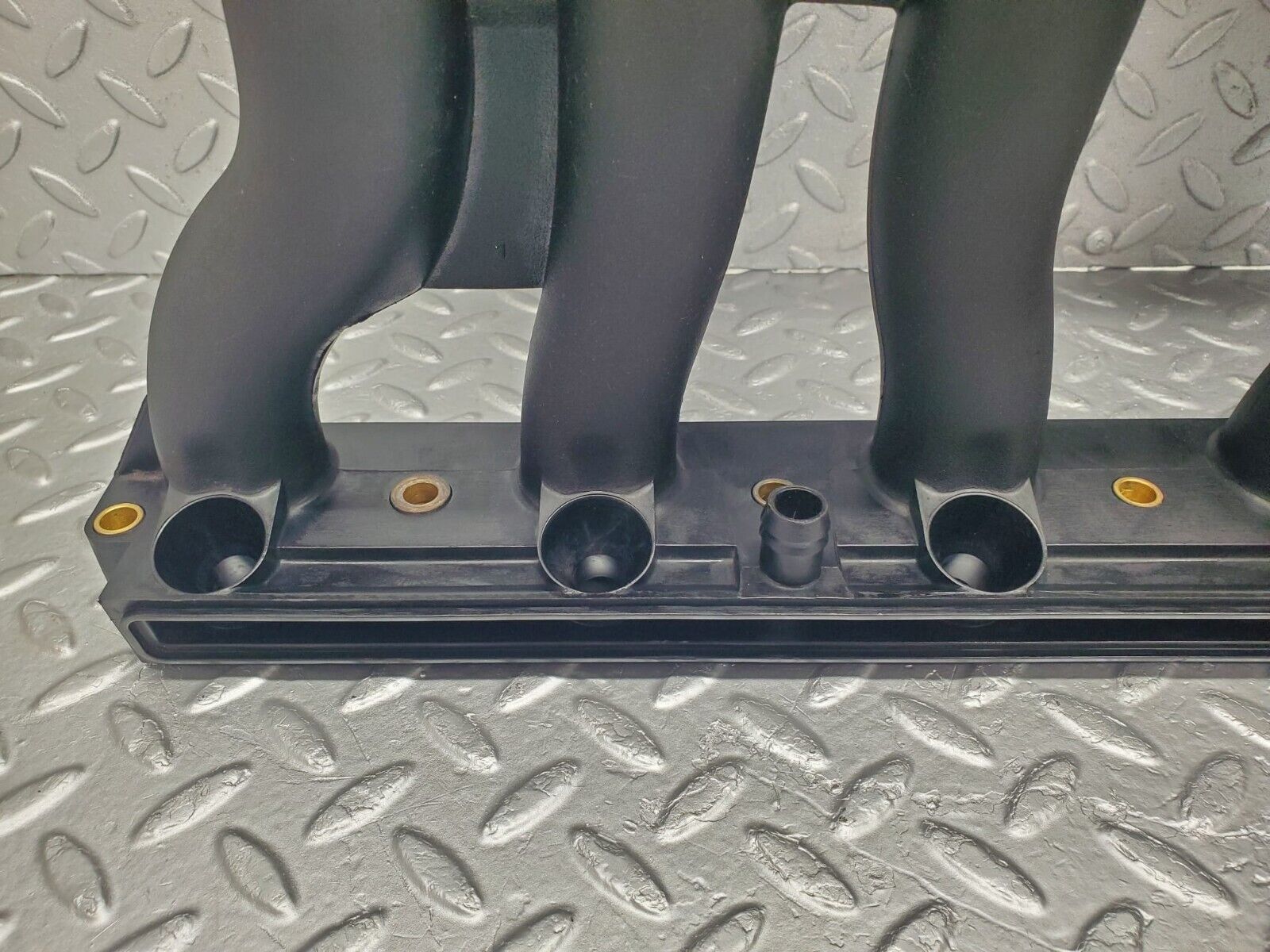 46118 Mercedes-Benz M104.942 Engine Intake Manifold 1041403601