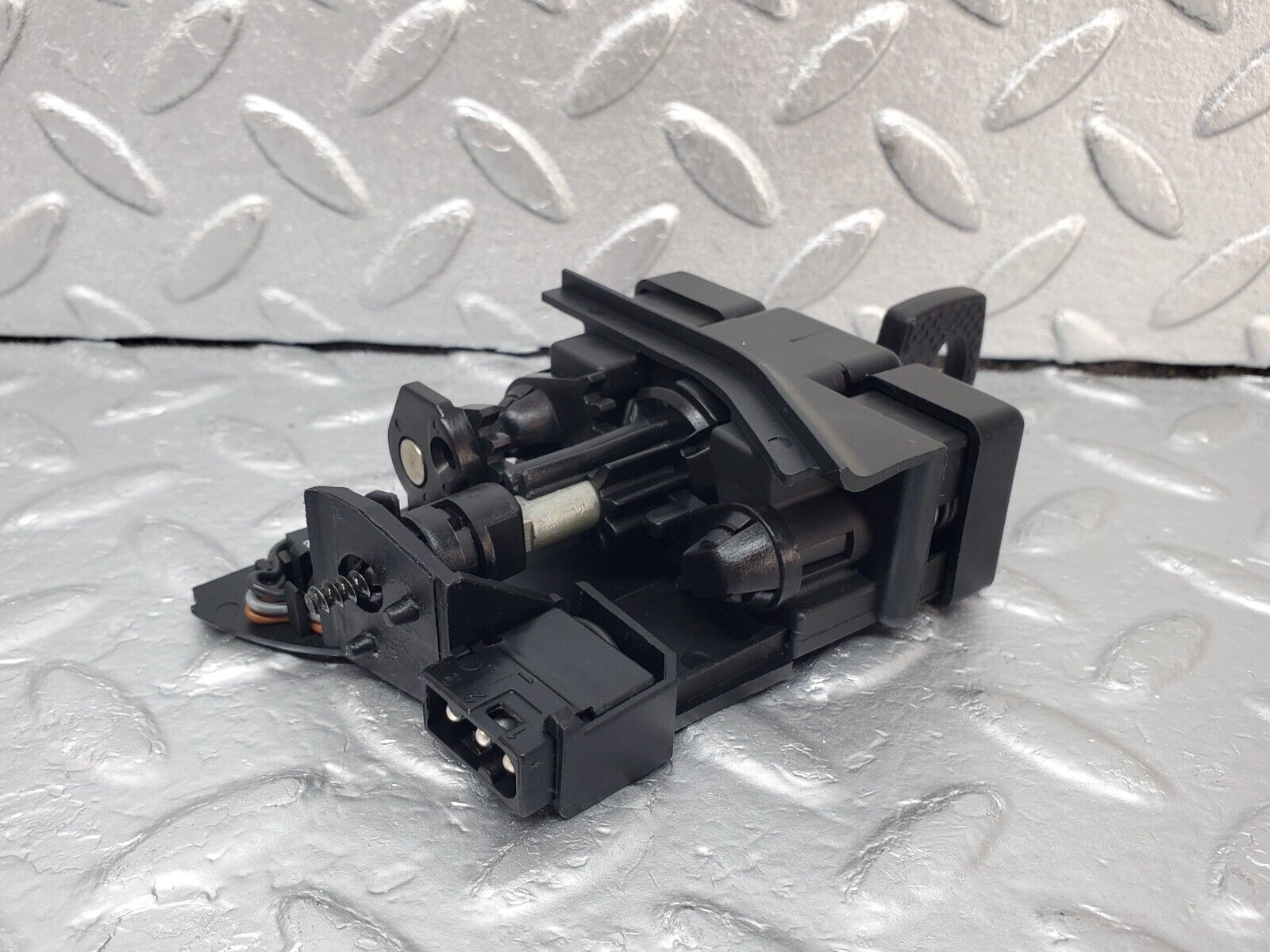 44938 Mercedes-Benz R129 300SL Coupe Glove Box Lock With Key 1298206810