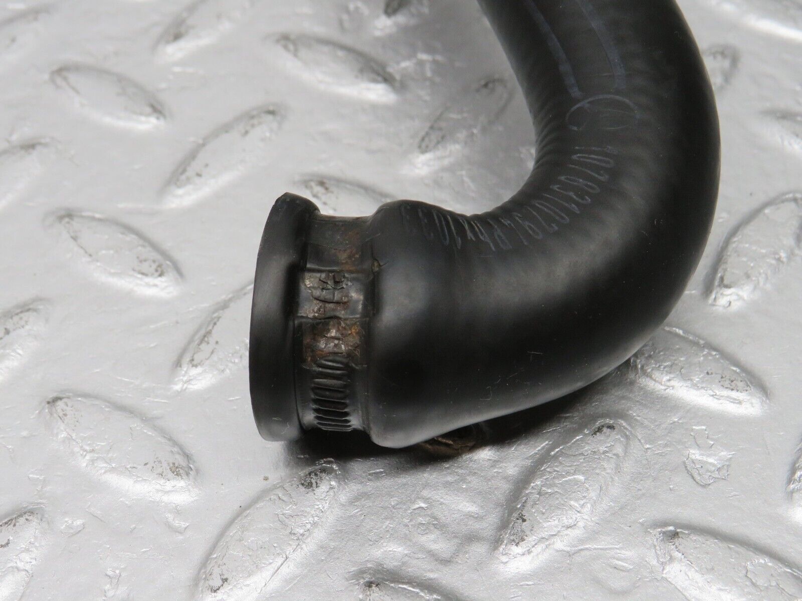 39209 Mercedes-Benz R107 500SL Heater Radiator Hose Pipe 1078310794