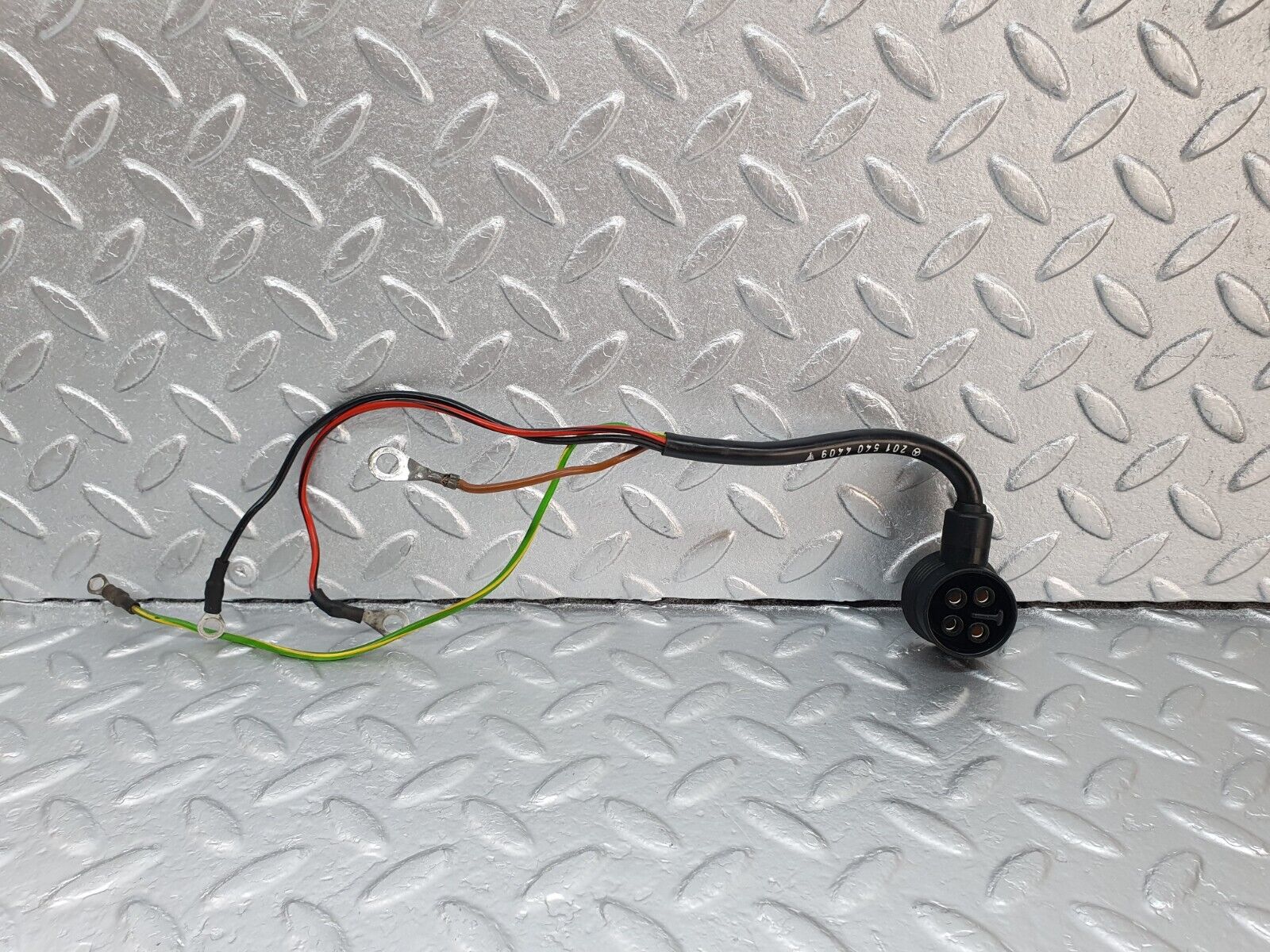 42933 Mercedes-Benz W201 190 2.0L Ignition Control Unit Cable 2015404409 09971820