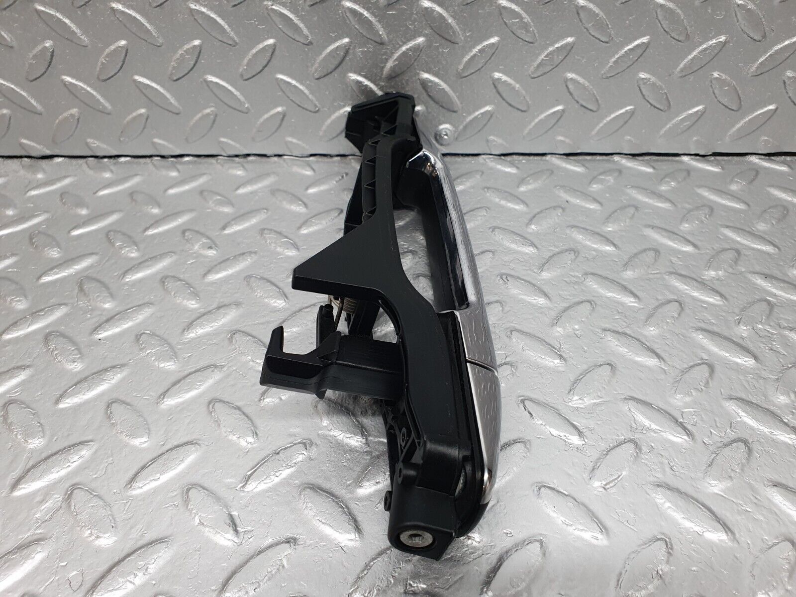 42038 Mercedes-Benz W202 C200 Rear Right Exterior Door Handle