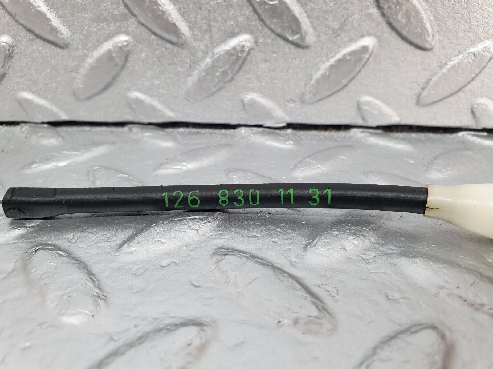 43764 Mercedes-Benz C126 380SEC Coupe Heater Control Cable 1268301131