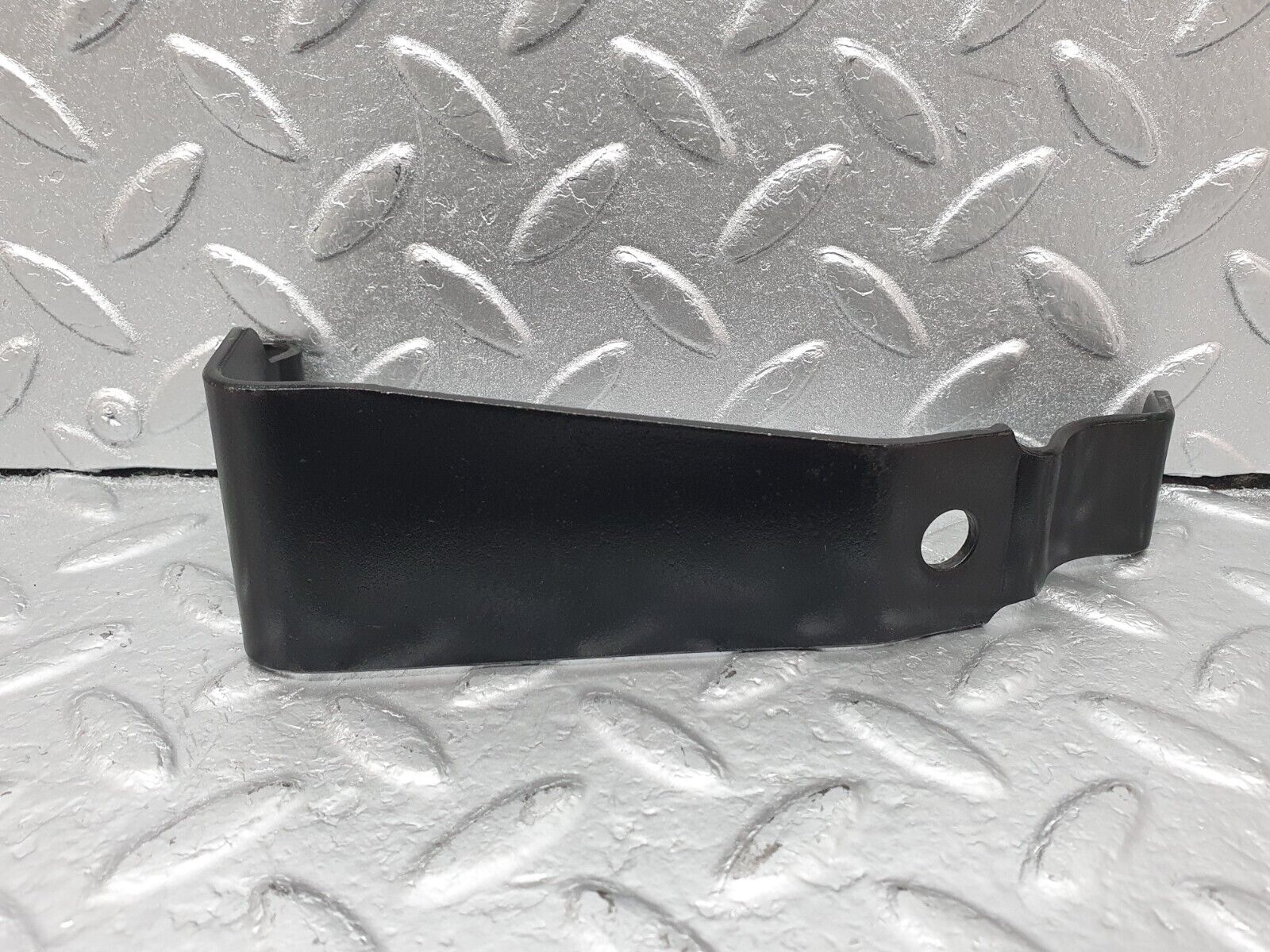 42120 Mercedes-Benz W202 C200 Anti Roll Bar Holder Bracket Front Right