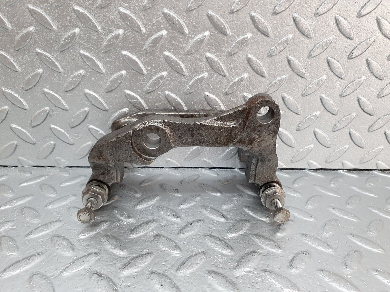 43720 Mercedes-Benz C126 380SEC Coupe Front Left Brake Caliper Bracket