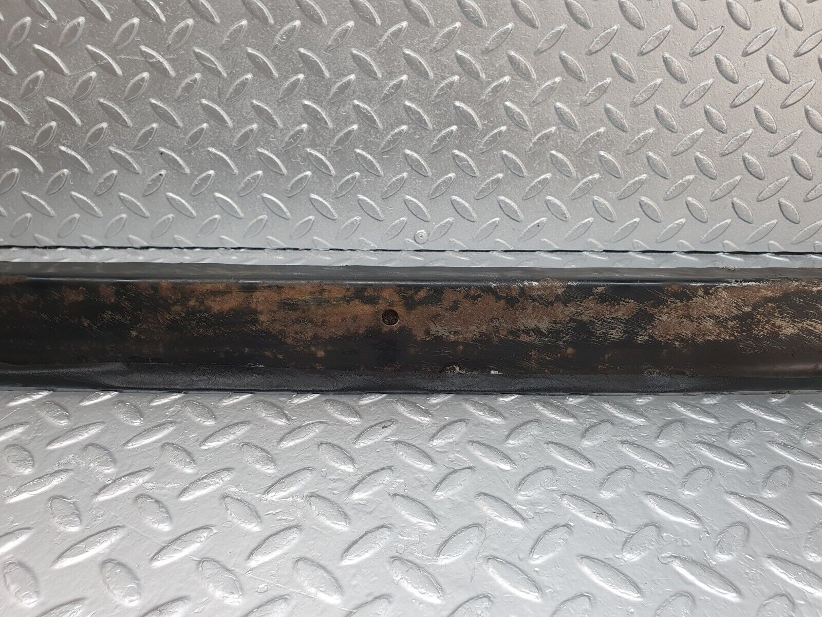 43321 Mercedes-Benz W108 280SE Rear Windscreen Inner Trim