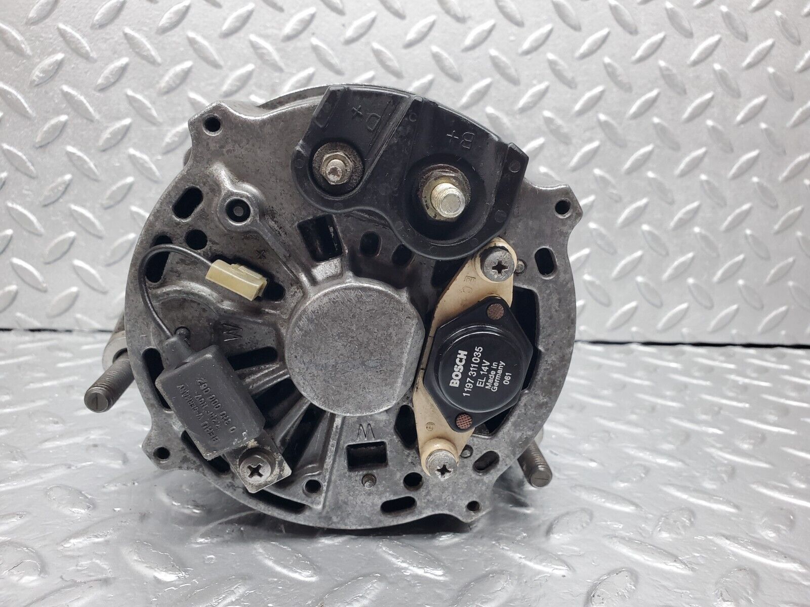 45303 Mercedes-Benz R129 300SL Coupe Alternator Generator Bosch 0120468060 1031550215