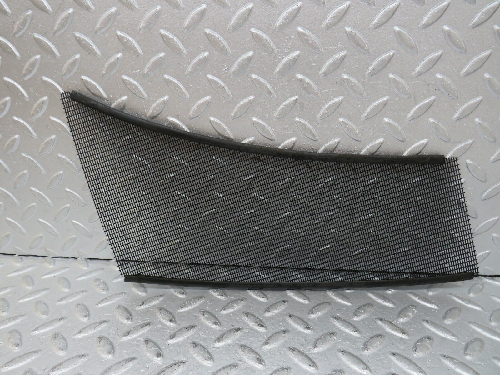 35371 Mercedes-Benz R107 280SL Air Vent Grill Left Side