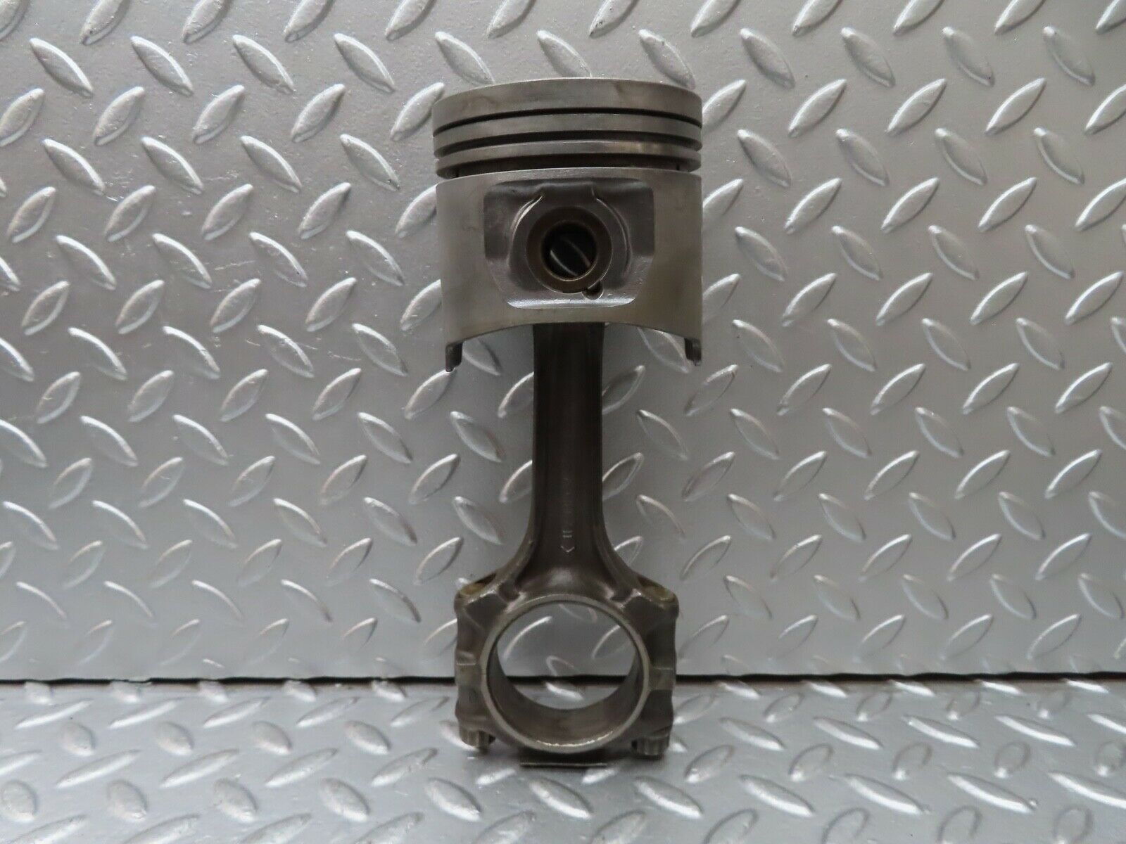 20663 Mercedes-Benz R107 450SL Piston With Connecting Rod 92.00 mm