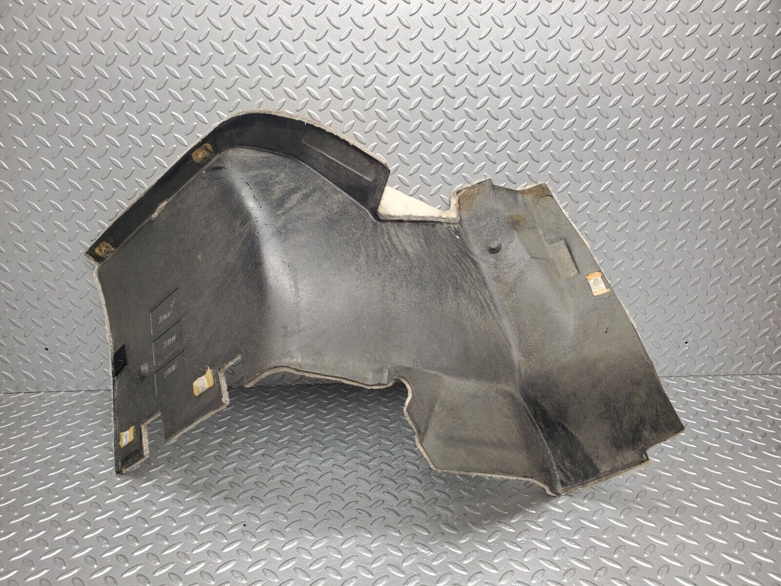 46985 Mercedes-Benz R129 320SL Coupe Rear Right Wall Carpet Beige