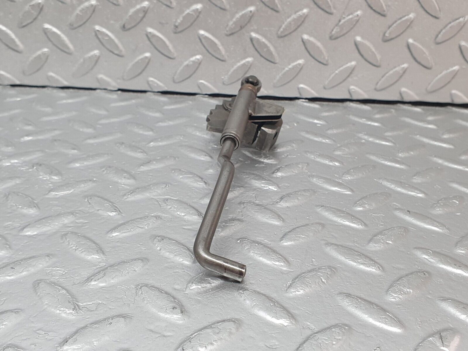 43846 Mercedes-Benz C126 380SEC Coupe Automatic Gearbox Linkage 722.310