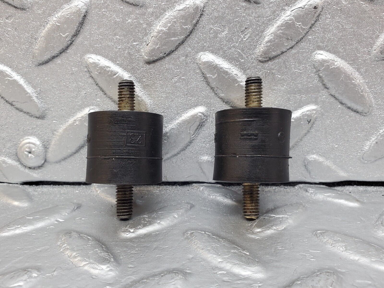 44464 Mercedes-Benz W123 280E Air Filter Box Housing Holder 2X