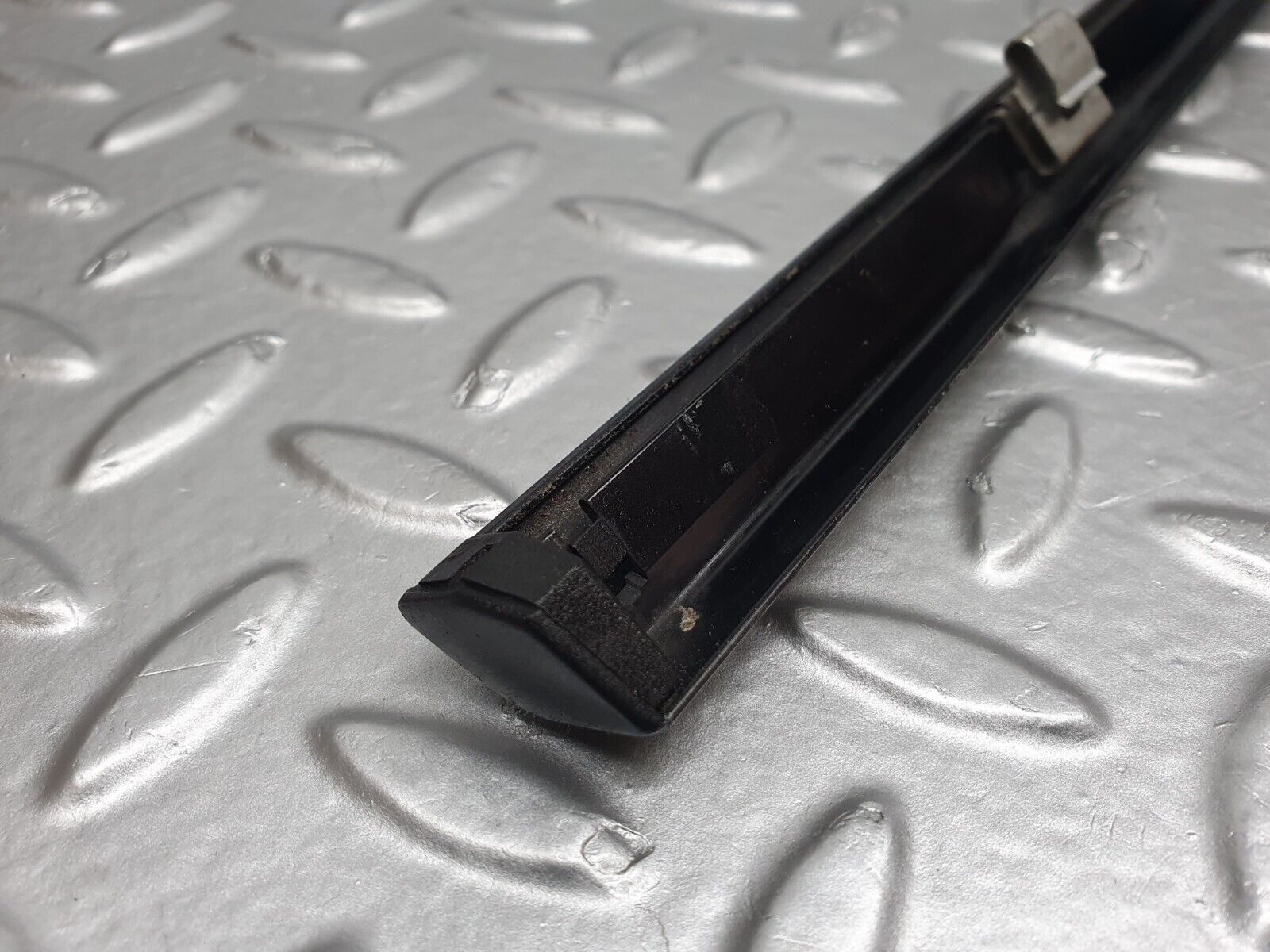 42108 Mercedes-Benz W202 C200 Rear Left Door Moulding Trim