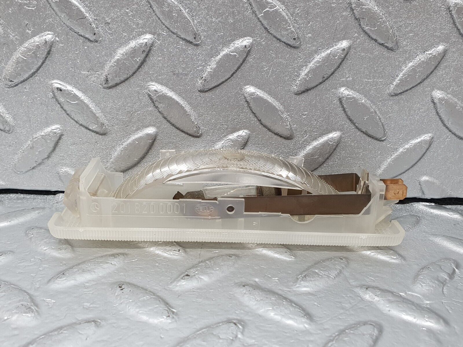 44104 Mercedes-Benz C123 230CE Coupe Rear Interior Dome Light 2018200001