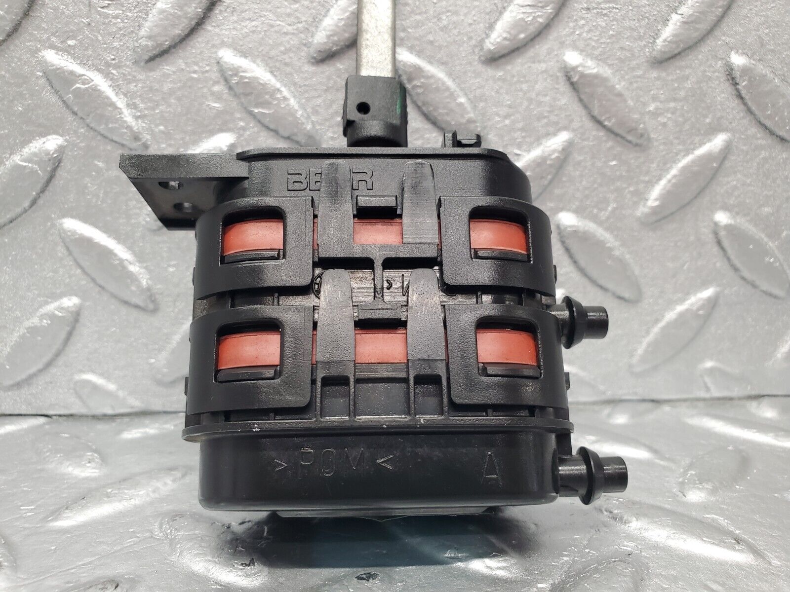 46994 Mercedes-Benz R129 320SL Coupe Heater Box Vacuum Actuator