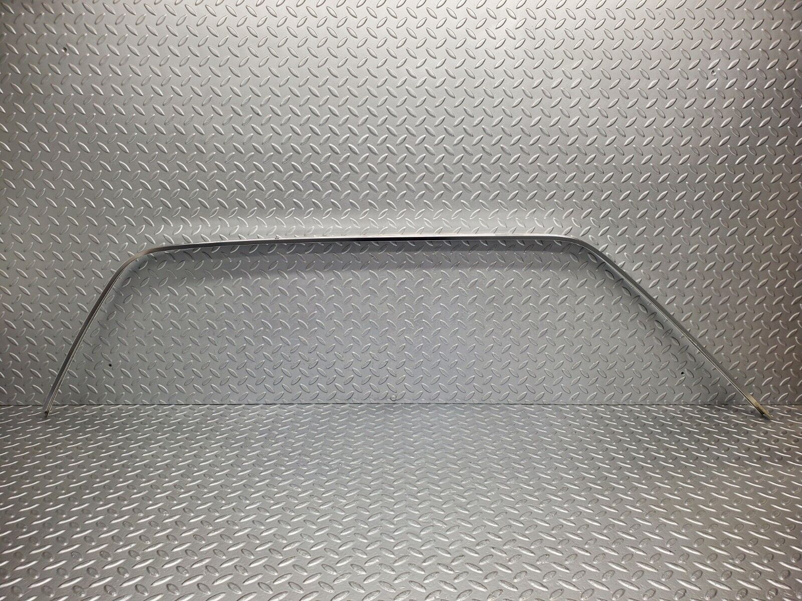 46504 Mercedes-Benz C123 280CE Coupe Chrome Roof Trim Cladding Left Side