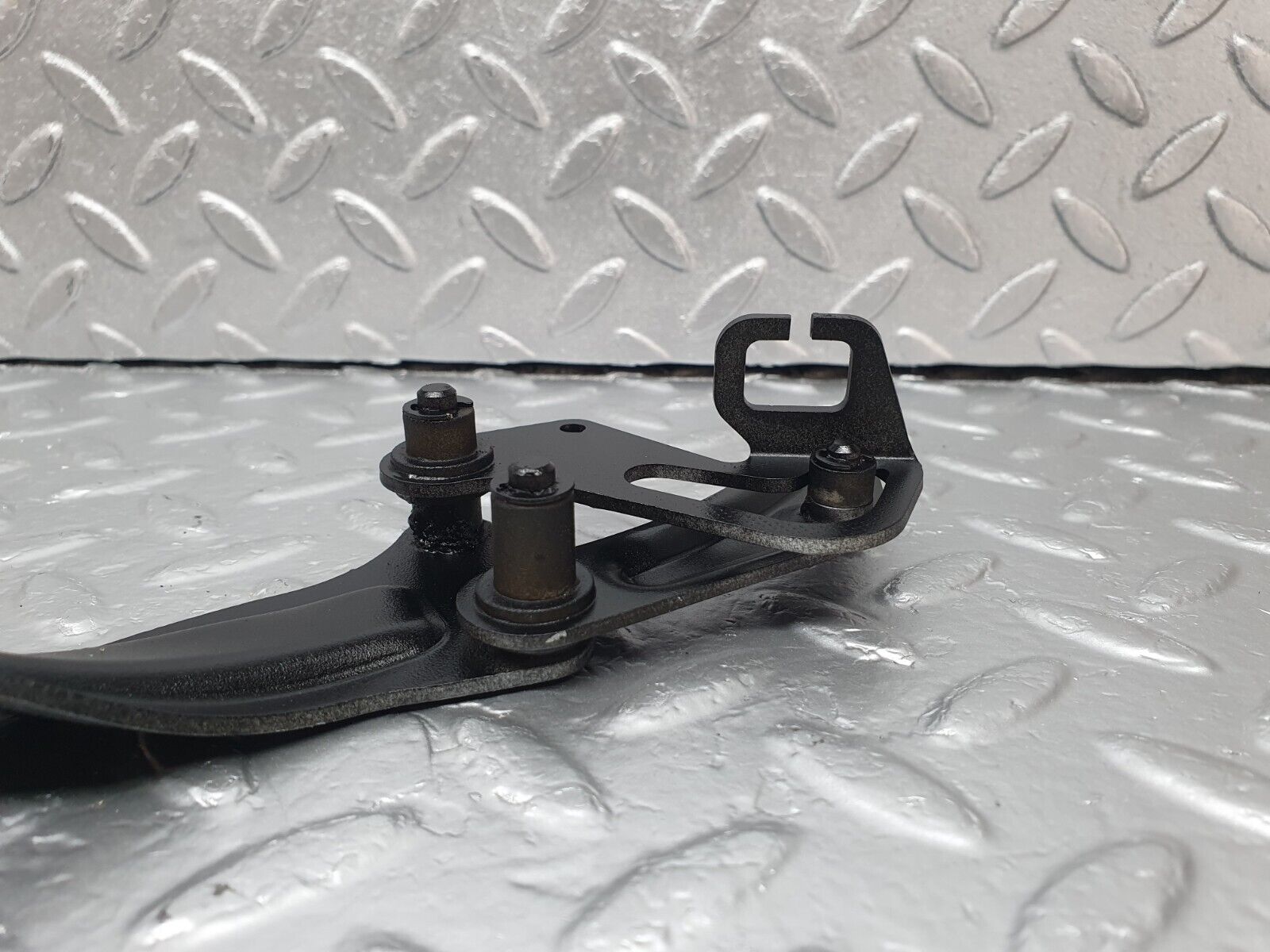 42833 Mercedes-Benz W201 190 2.0L Throttle Linkage