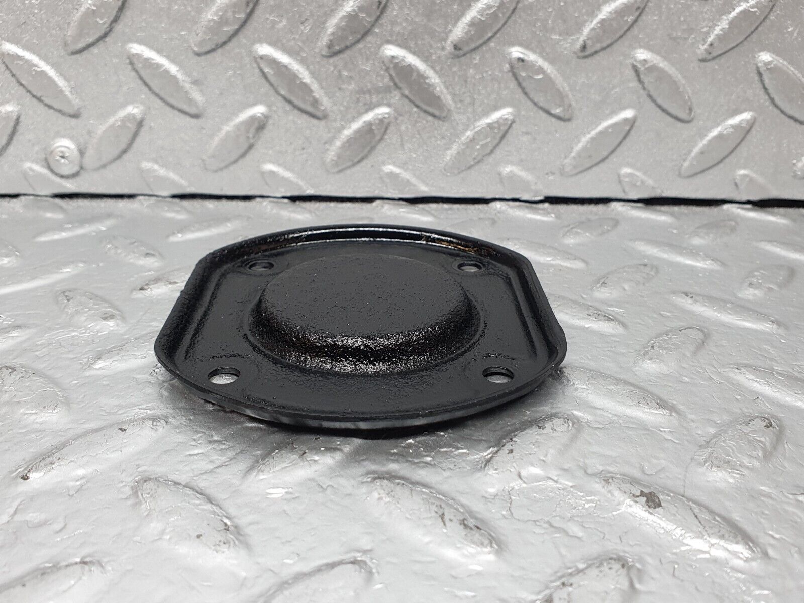 44169 Mercedes-Benz C123 230CE Coupe Camshaft Access Cover Plate