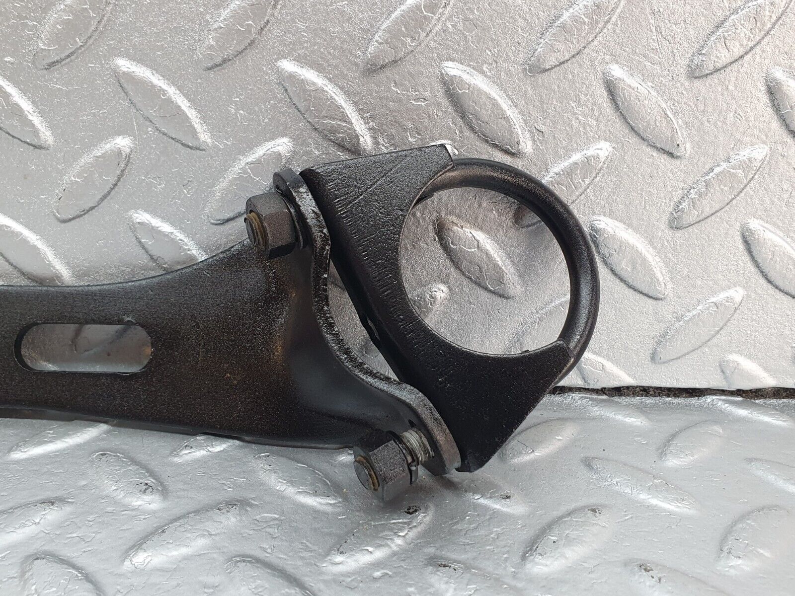 43143 Mercedes-Benz W108 280SE Exhaust Bracket