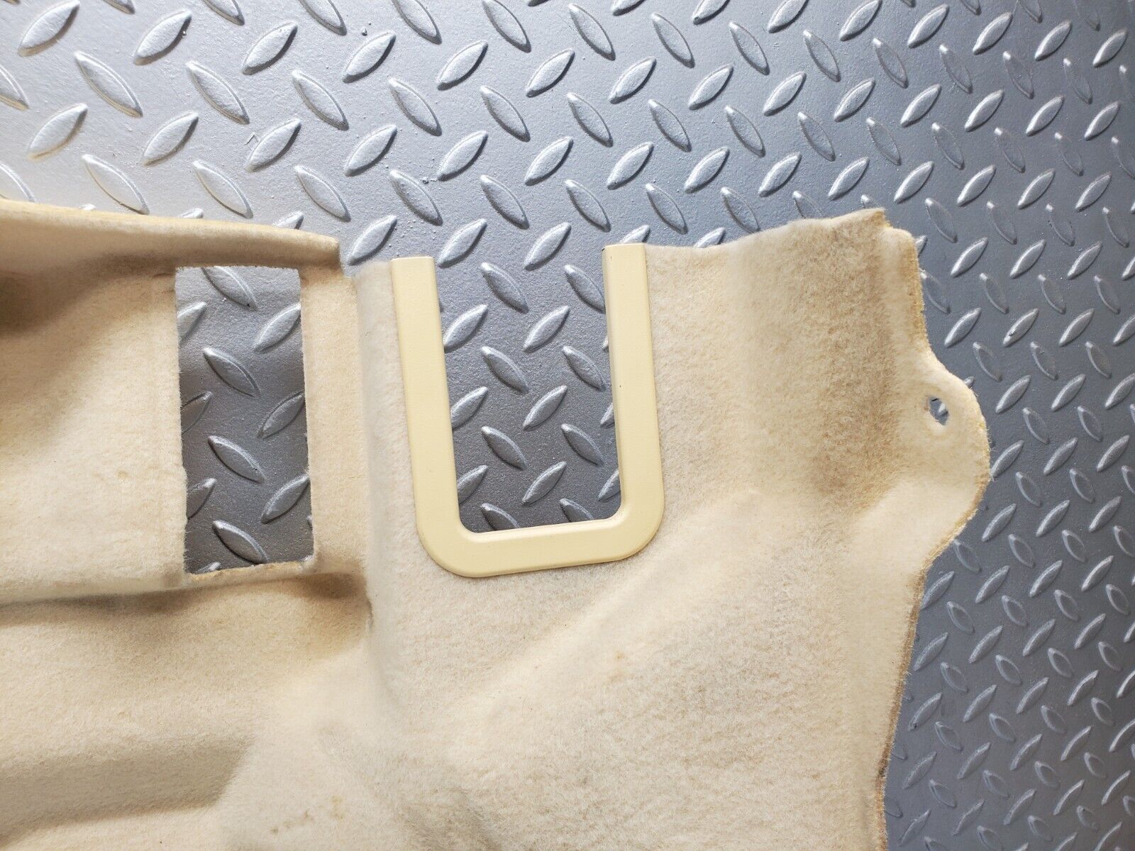 46862 Mercedes-Benz R129 320SL Coupe Fuel Tank Cover Plate Carpet Beige 1296903741