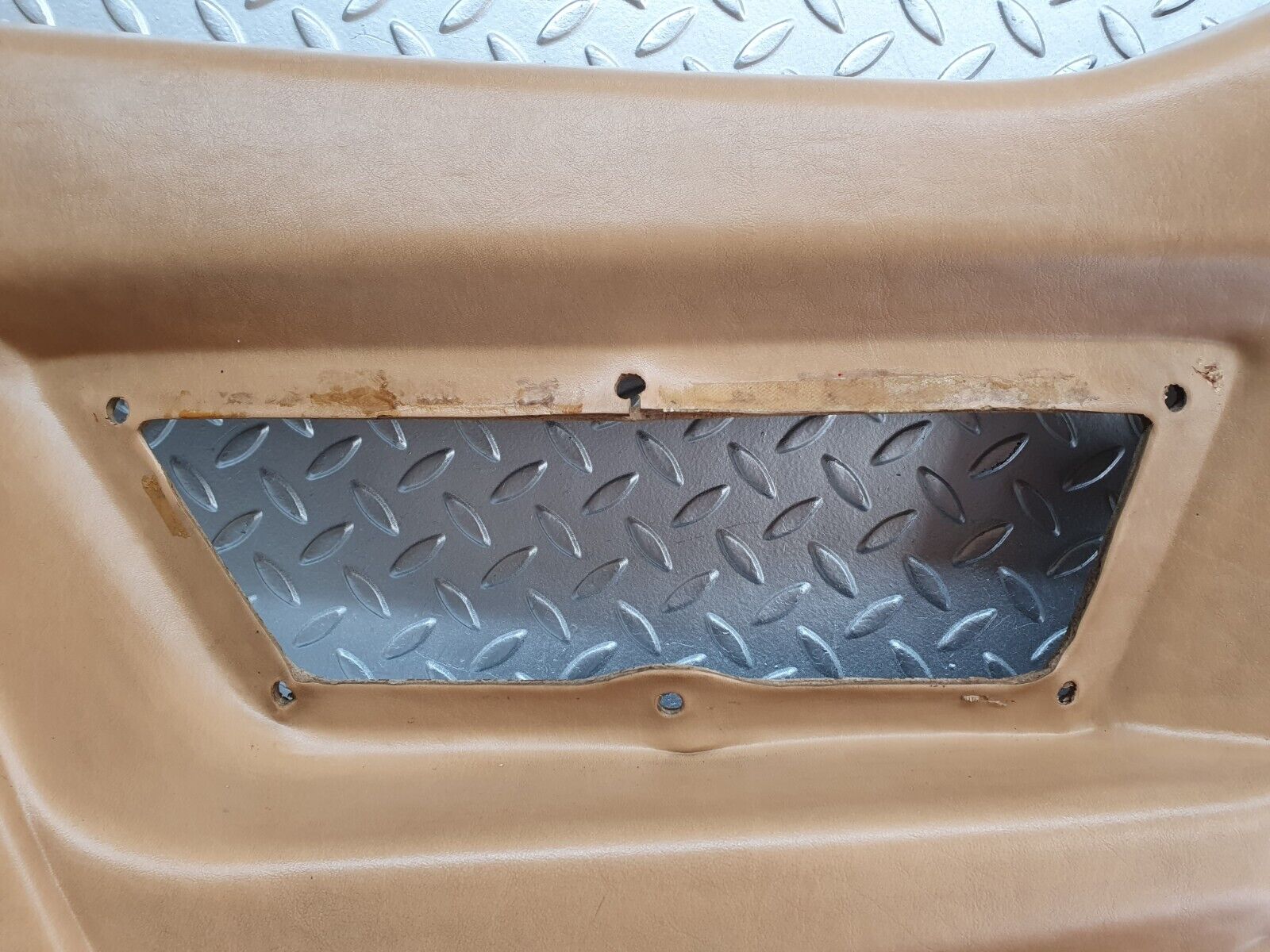 43805 Mercedes-Benz C126 380SEC Coupe Rear Left Card Panel Beige 1266920989 1266922189