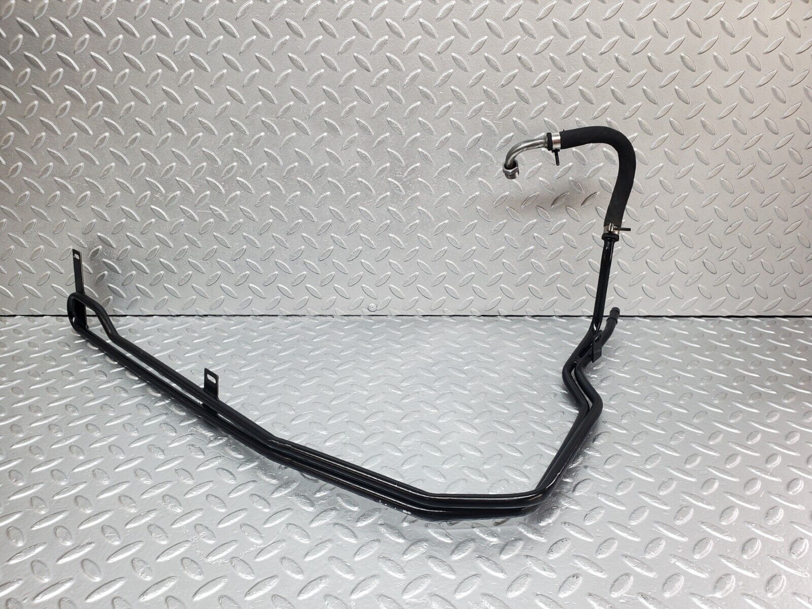 45824 Mercedes-Benz W126 420SE Oil Cooler Pipe
