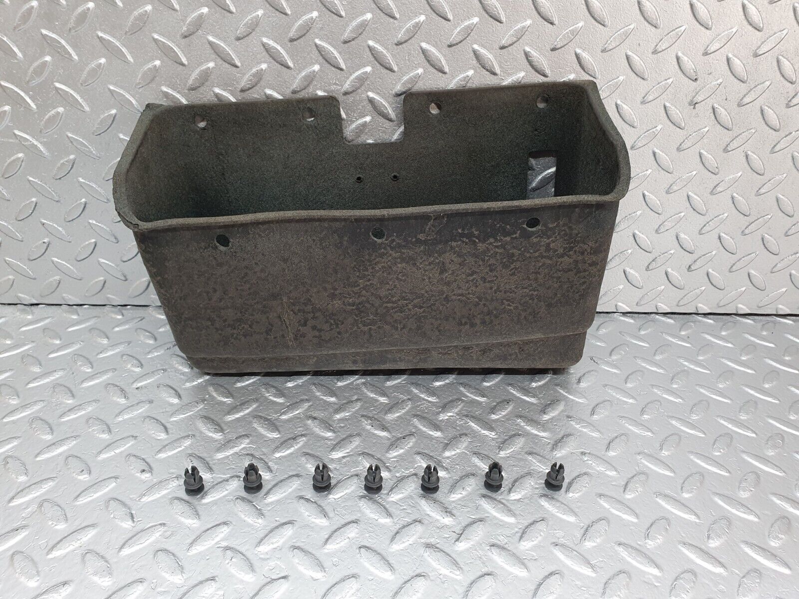 43731 Mercedes-Benz C126 380SEC Coupe Glove Box 1266800291