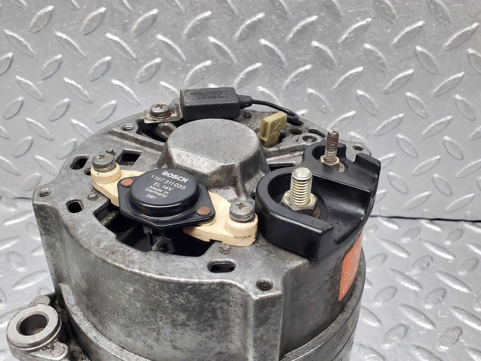 45303 Mercedes-Benz R129 300SL Coupe Alternator Generator Bosch 0120468060 1031550215