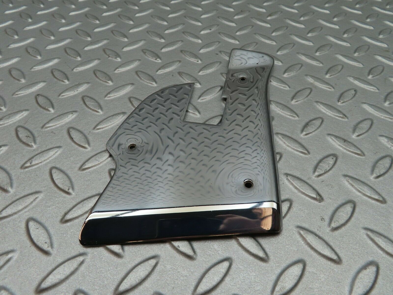 4919 Mercedes-Benz R107 350SL Left Door Chrome Cover