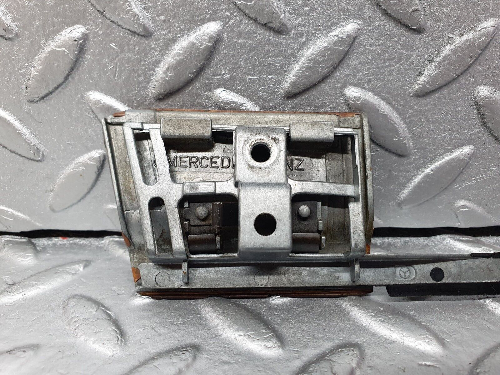 42514 Mercedes-Benz R129 320SL Coupe Door Handle Wood Trim Left Side