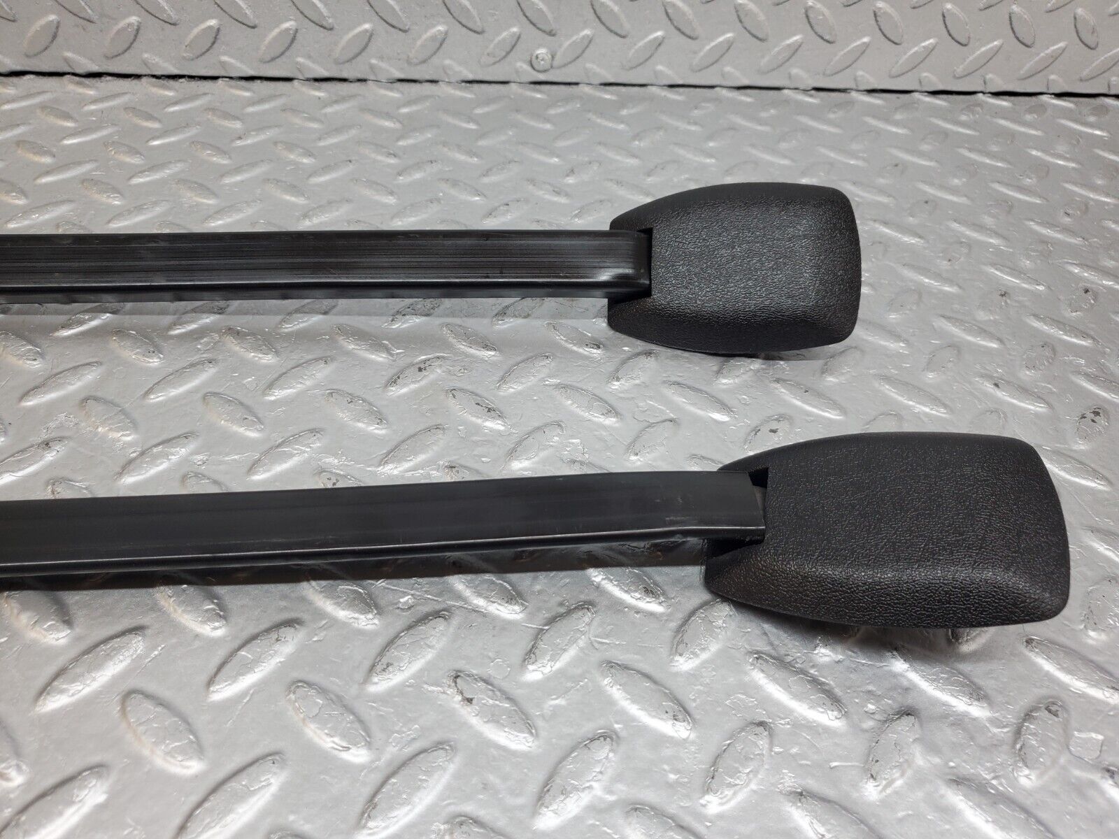 44777 Mercedes-Benz W124 220E Seat Belt Runner Pair 1249193520