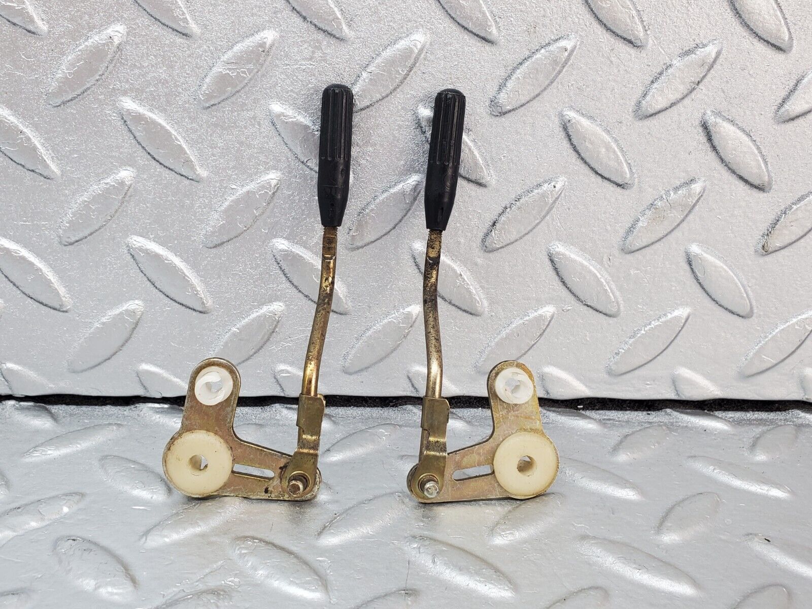 44437 Mercedes-Benz W123 280E Rear Door Lock Knob Pair