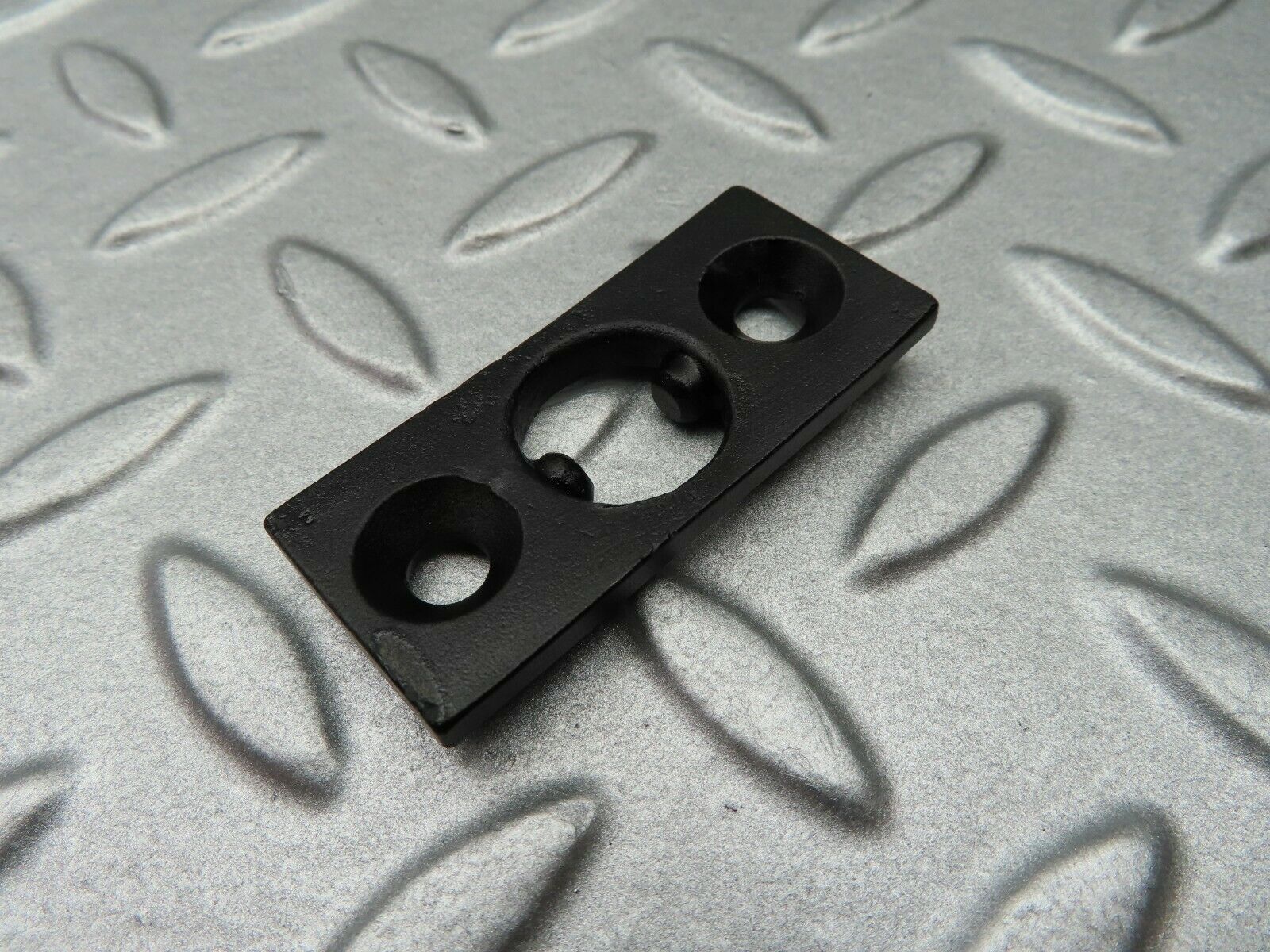 5182 Mercedes-Benz R107 350SL Sun Visor Holder Bracket Right