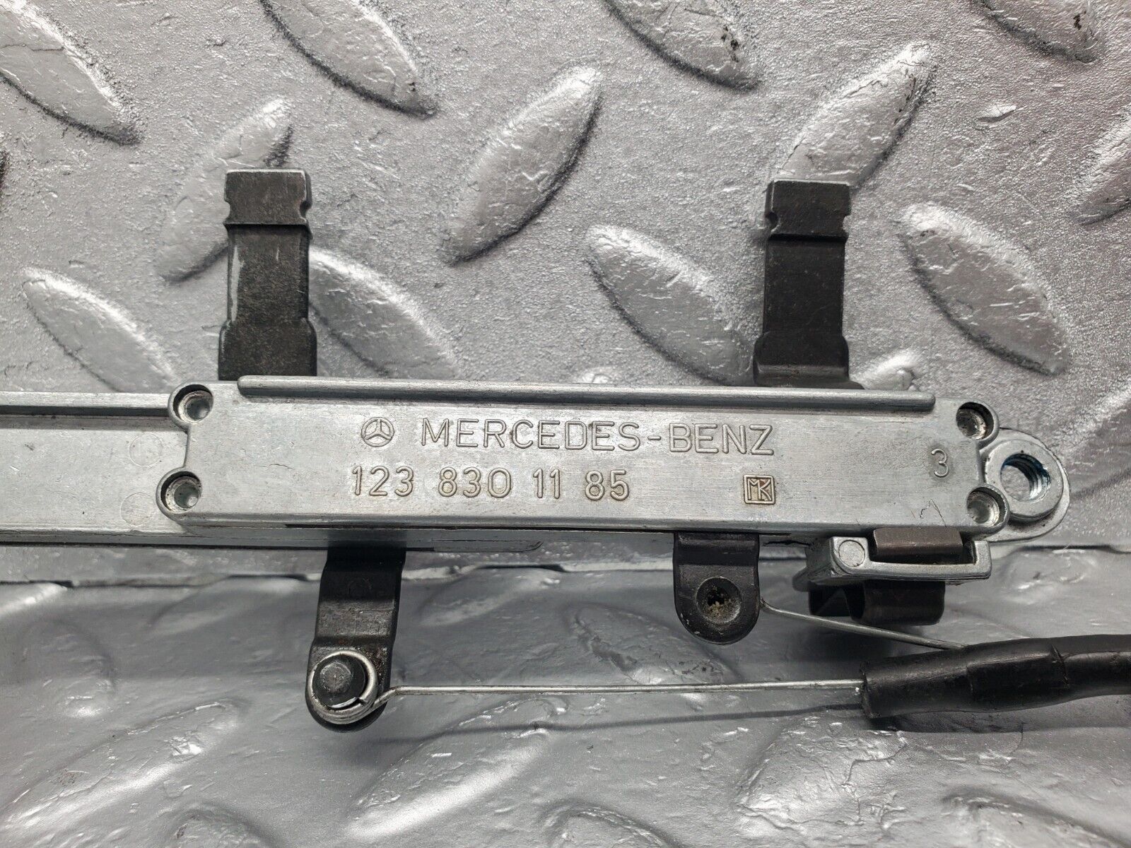 46079 Mercedes-Benz S123 200T Wagon Heater Slider Control 1238301185