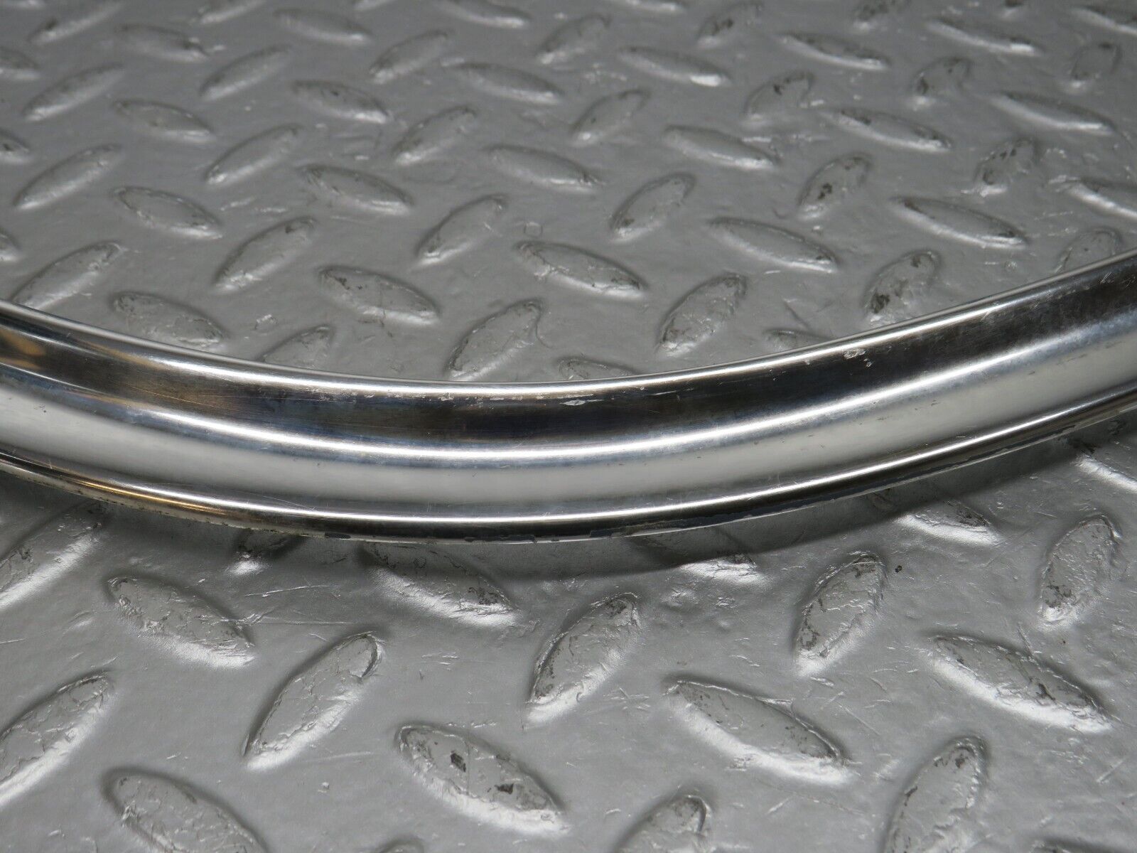 39328 Mercedes-Benz R107 500SL Soft Top Cover Chrome Trim