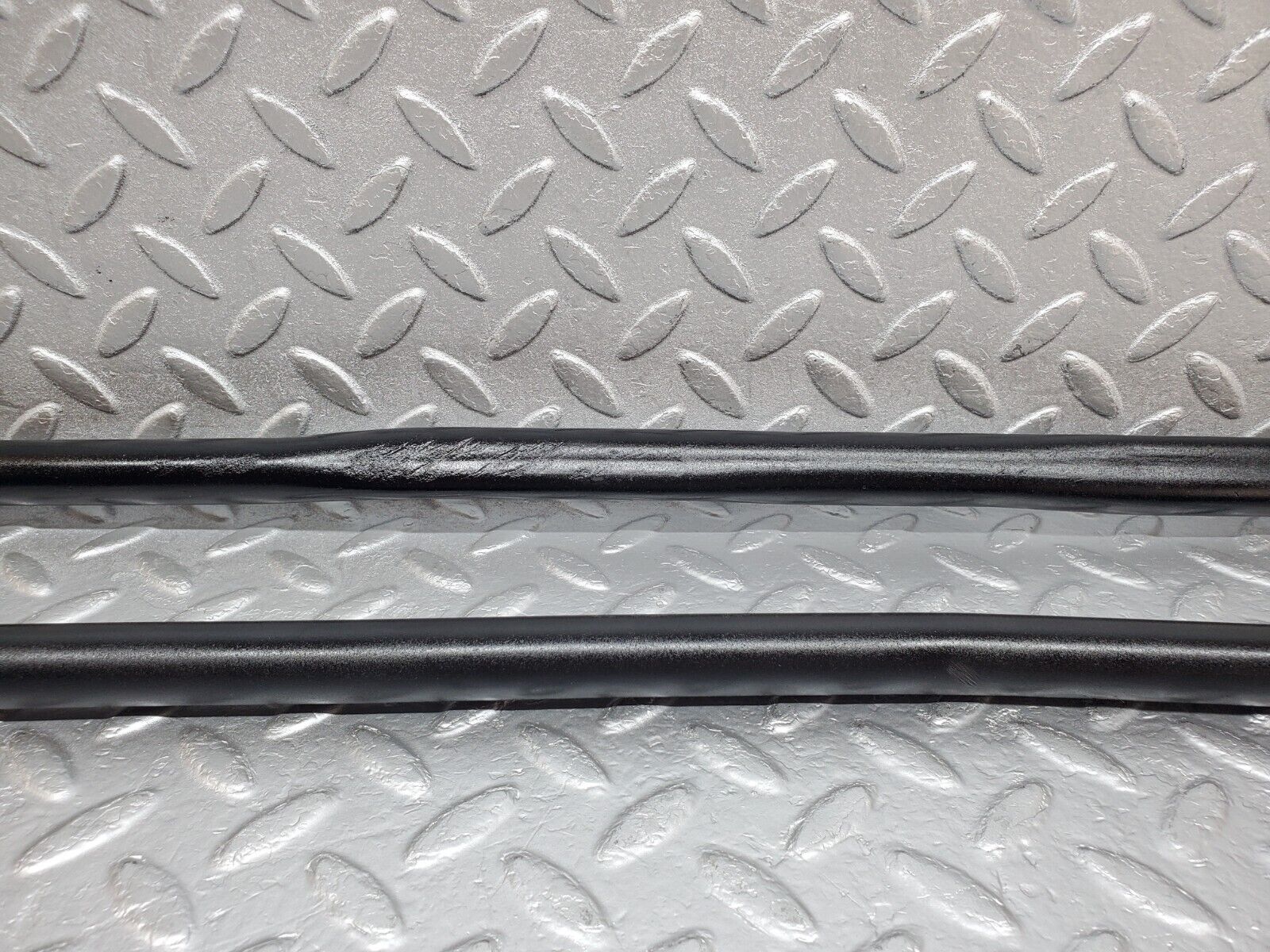 45317 Mercedes-Benz R129 300SL Coupe Rear Suspension Anti Roll Bar Support Bar 2x