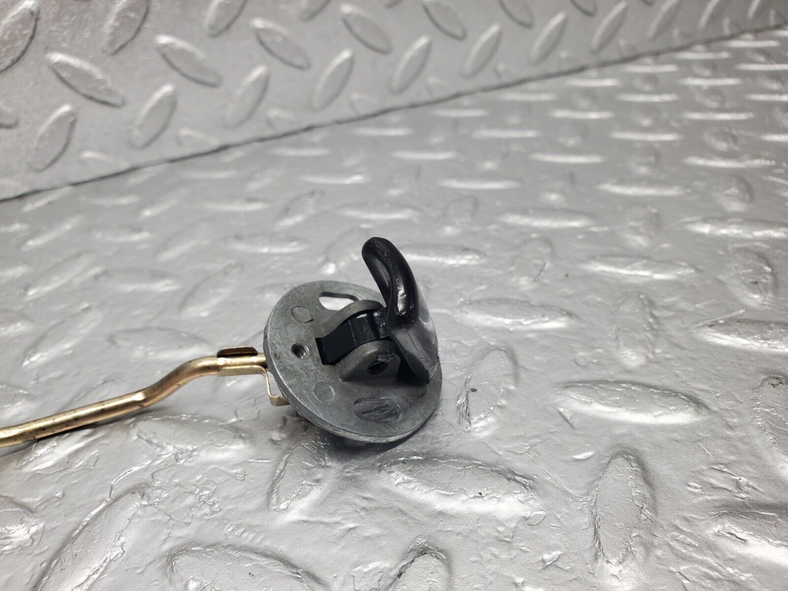 46402 Mercedes-Benz C123 280CE Coupe Door Lock Handle Right Side