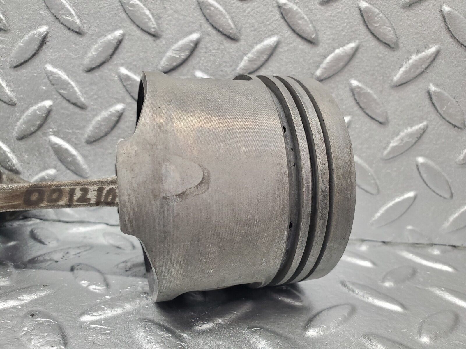 46605 Mercedes-Benz C123 280CE Coupe Piston With Connecting Rod 85.986mm 11005