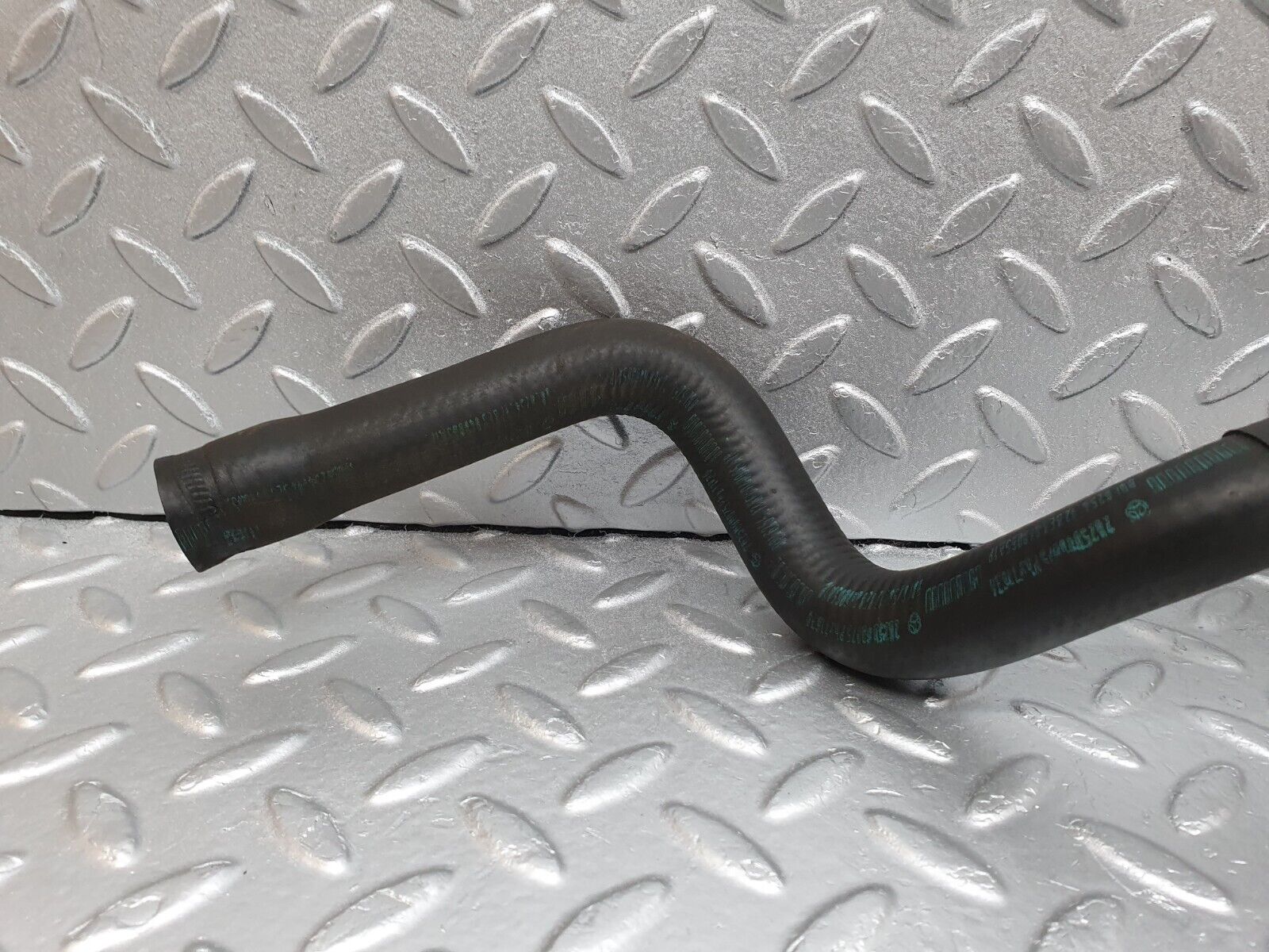 42071 Mercedes-Benz W202 C200 Wagon Radiator Hose 2025000075