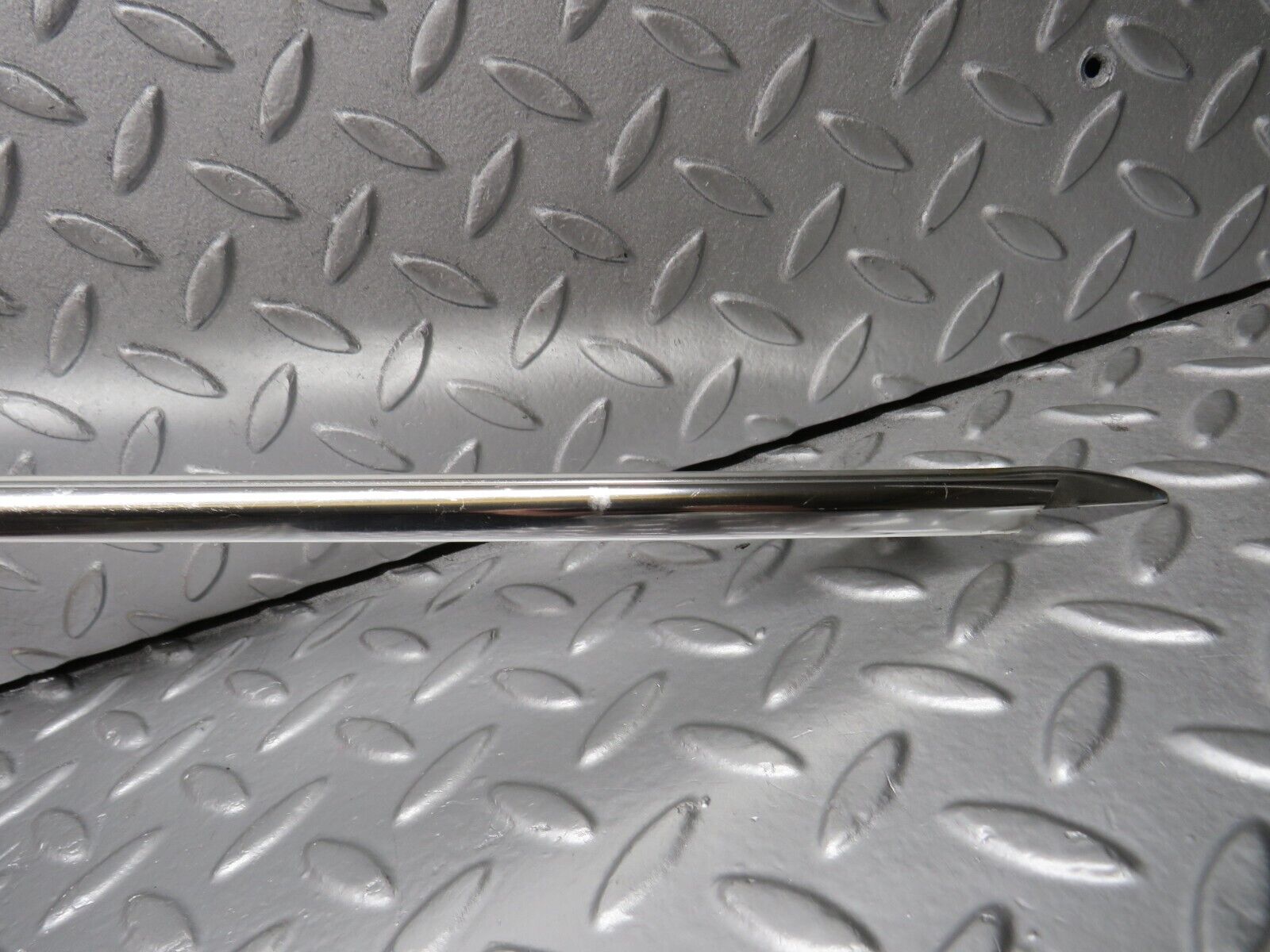 39862 Mercedes-Benz R107 350SL Hardtop Chrome Trim Right Side