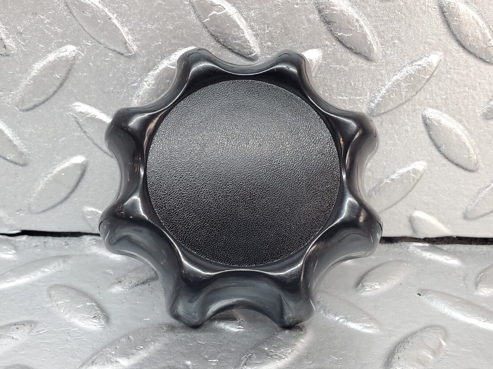 44351 Mercedes-Benz W123 280E Seat Backrest Recline Handle Knob 0009181026