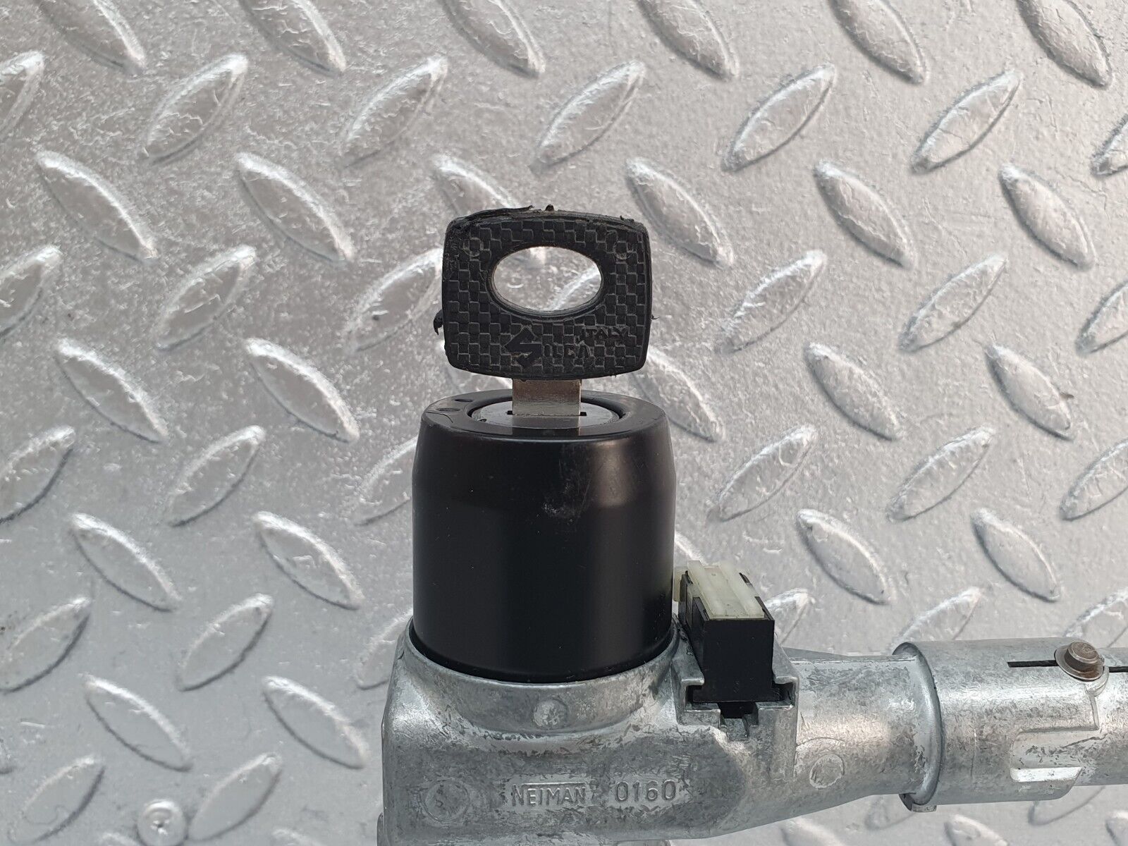 44026 Mercedes-Benz C123 230CE Coupe Steering Lock Ignition Switch With Key