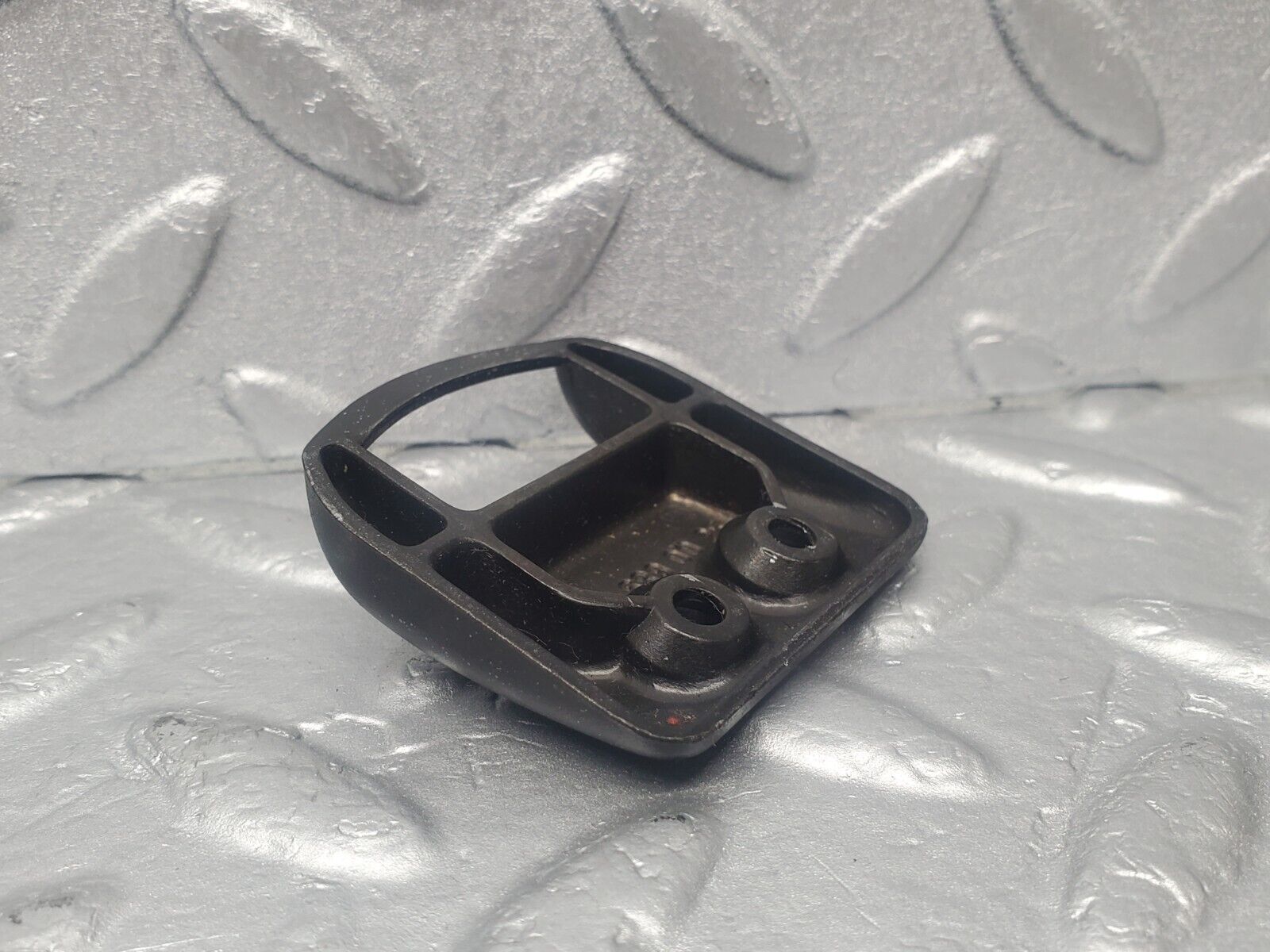 46042 Mercedes-Benz W126 420SE Glove Box Lock Latch 1266890025