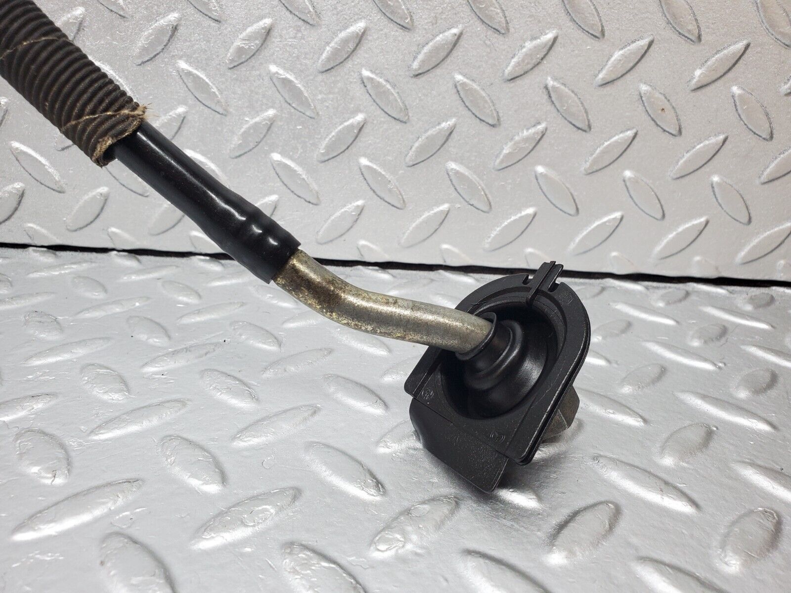 45306 Mercedes-Benz R129 300SL Coupe Brake Servo Vacuum Pipe